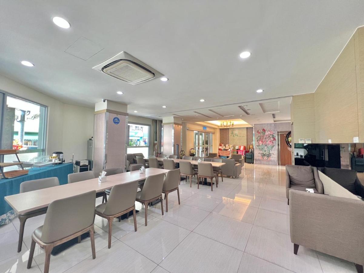 Mei Hotel Taichung Exteriör bild