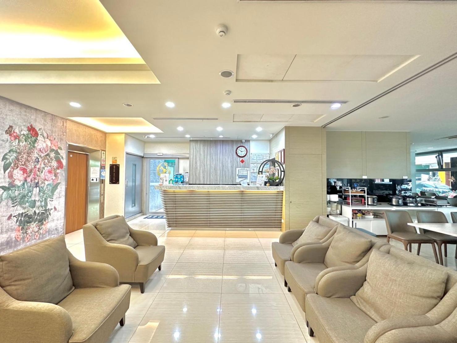 Mei Hotel Taichung Exteriör bild