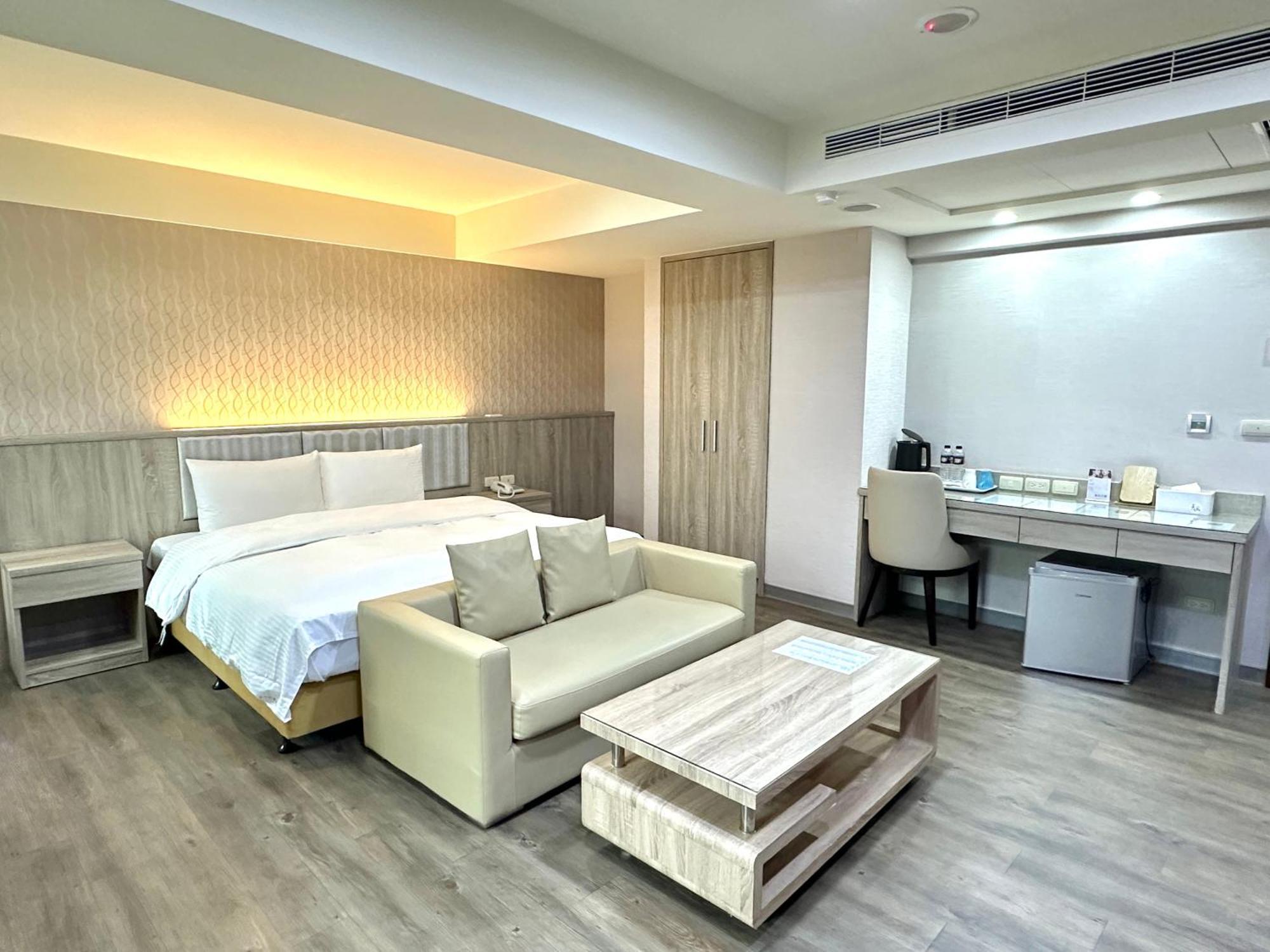 Mei Hotel Taichung Exteriör bild