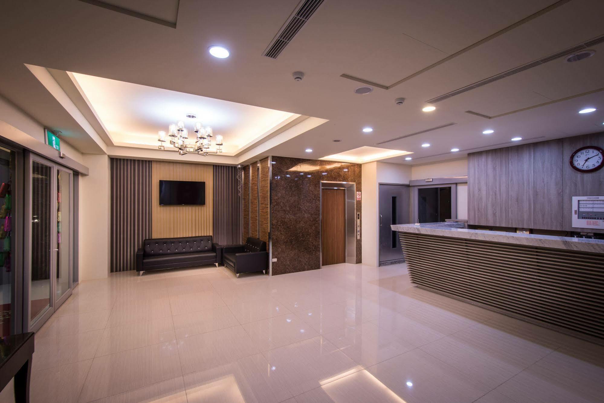 Mei Hotel Taichung Exteriör bild